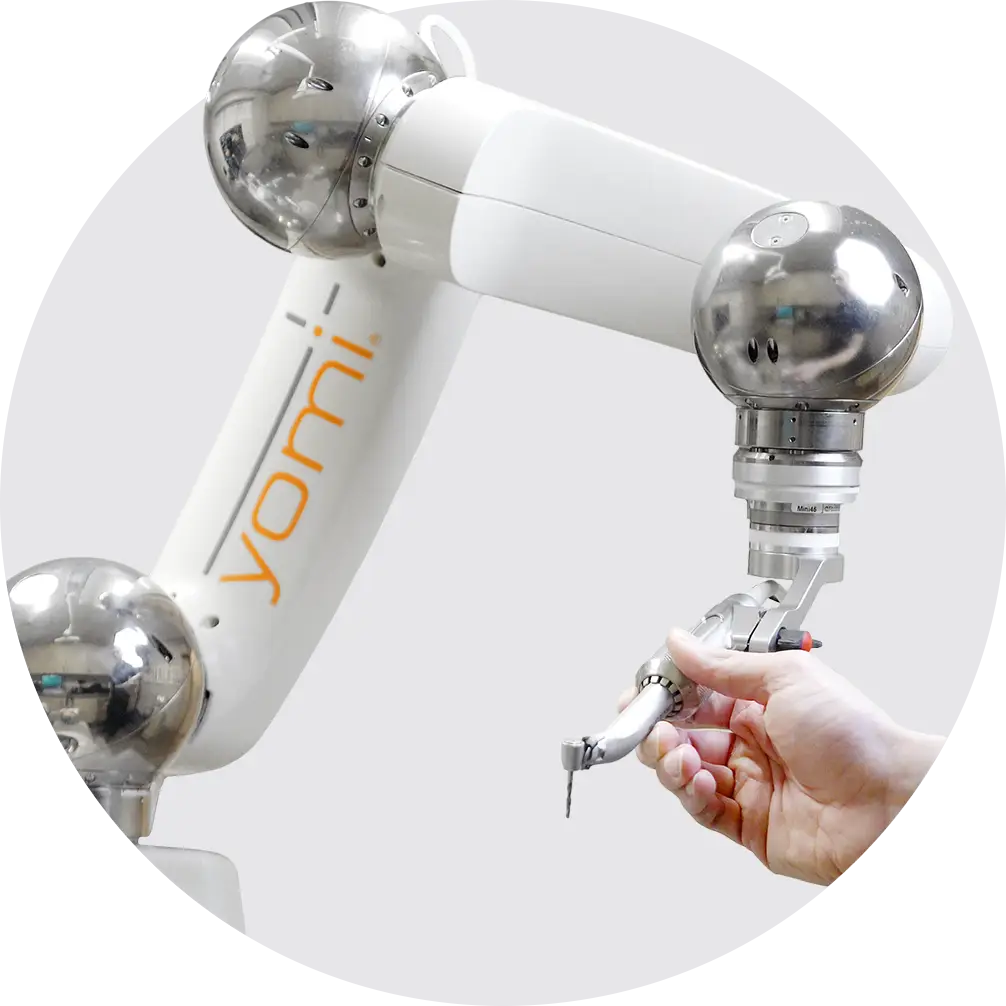 Circle-Hero-Image Yomi Guide Arm in hand